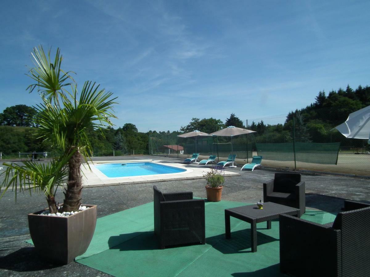 Chalets De La Plaine Villebret Buitenkant foto