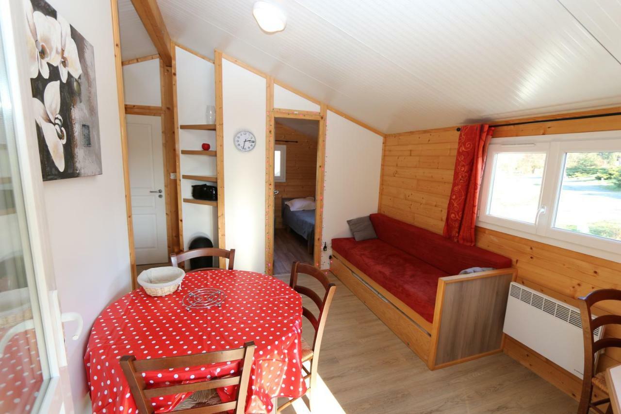 Chalets De La Plaine Villebret Buitenkant foto